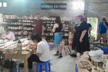 Explore Bat trang village & Ceramics factories with local guide