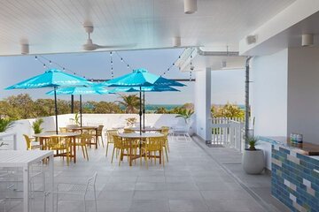 45-Minute Behind-the-Tanks Tour on North Stradbroke Island