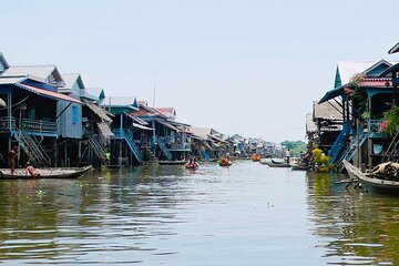 Experience Tranquility: Kampong Phluk Floating Villages Tours