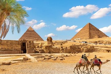 Private full day Cairo tour with lunch from Hurghada 