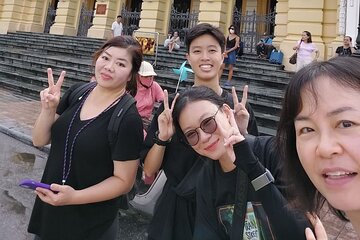 Ha Noi Sightseeing Motorbike Tour with Female Tour Guide