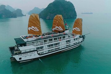 2 days Valentine Tour in 5 Stars Cruise from Hanoi to Halong Bay