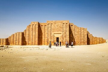 Full Day Private Tour to Dahshur Pyramids, Memphis and Sakkara