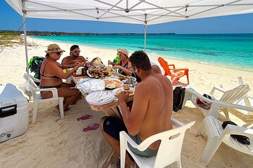 Private Tour 2 Days to Bahía De Las Águilas with Hotel Accommodation