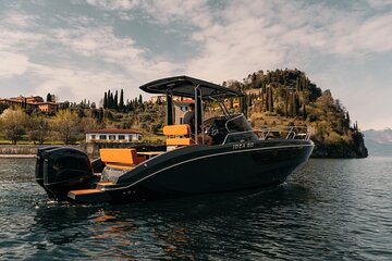 Private boat tour on Lake Como 3 hours