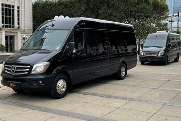 Nashville Airport Private Transportation for 6-13 Passengers