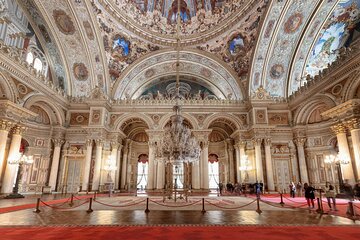 Istanbul Dolmabahce Palace Guided Tour