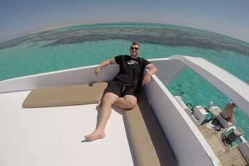 Hurghada: Glass Bottom Boat with Snorkeling & Drinks
