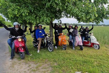 Scooter tour “Discovery of the Terroir” between Tours and Amboise