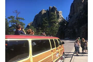 Mt Rushmore "Bundle" - w/Crazy Horse/Needles/Iron Mtn-Public