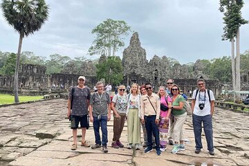 A Guide to Visiting Angkor Wat in 1 Day & Including Angkor Pass 