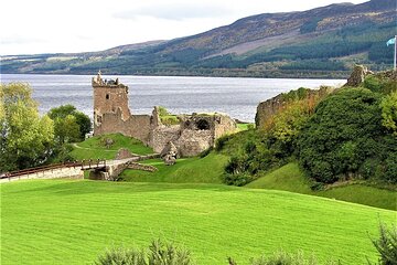 Loch Ness , Heilan Coos ,Great Glen , Fort William and Glencoe