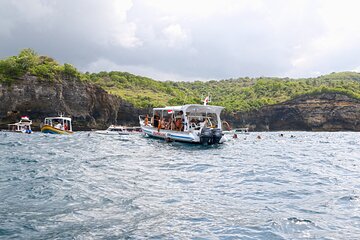 Nusa Penida Tour and Private Snorkelling at Manta, Gamat, Wall