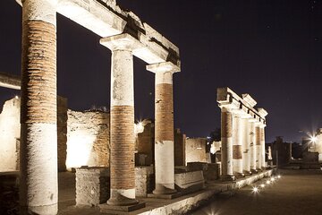 Visit the Pompeii ruins from Salerno with Pizza Lunch