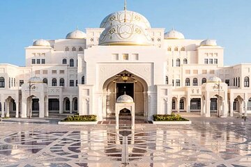 Private Abu Dhabi City and Historical Tour From Dubai