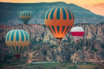 Hot Air Balloons in Soganli Valley Cappadocia Sightseeing Tour