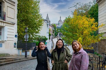 Paris Montmartre Walking Tour: Art & Rebel Legacy - Small Group