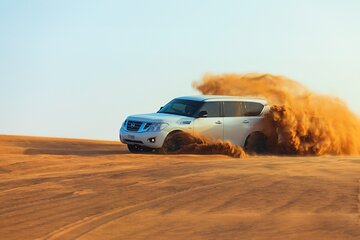 Dubai: Premium Safari, Camel Ride, Bedouin Camp with BBQ Dinner 