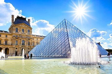 Louvre Entry Tickets with free Audio Guide 