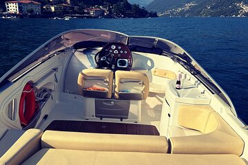 2 hours Lake Como private boat tour