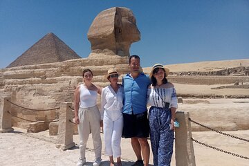 VIP Skip-the-Line Giza pyramids, Sphinx and shopping Tour