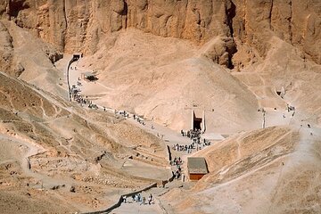 Full-Day Tour to Luxor West Bank includes 5 Sightseeings