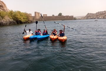 6 Nights Kayaking Adventure from Aswan to Luxor with Support Boat