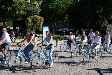 Bruges by bike tour with the locals