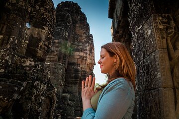 Private Angkor Temples Discovery Hosting by Local Expert