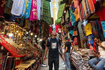Private tour to Egyptian Museum, Citadel and Old Cairo with Lunch