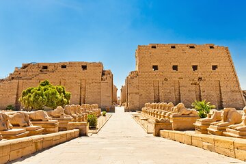 Explore Luxor highlights in one day from Hurghada.