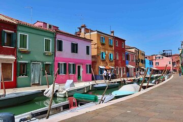 Guided Boat Tour of Murano and Burano