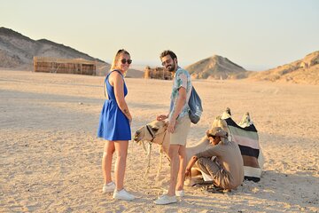 Hurghada: Safari 4x4 Jeep, Camel Ride, Dinner & Star Watching