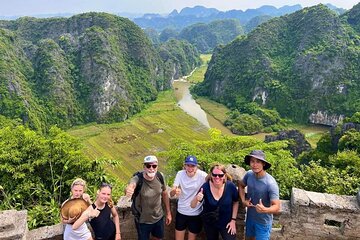 Ninh Binh Full Day Tour with Hoa Lu, Trang An and Mua Cave