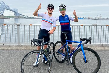 English/Italian guided cycling tour in Tokyo