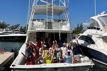 VIP Catamaran Yacht Rental in Cancun