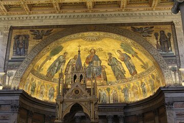 Vatican & Beyond: Private Tour with dedicated Driver & Entry