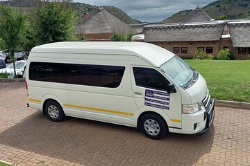 Private Minivan Shuttle: Johannesburg International Airport (JNB)