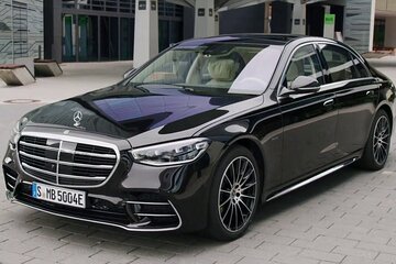 Luxury Private Car Transfer from Edinburgh Airport EDI to Glasgow