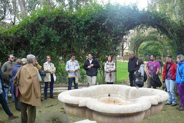 Secrets of Maria Luisa Park and Plaza de España Private Tour