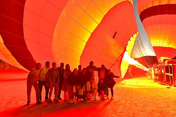 Sun-Rise Hot Air Balloon Tour