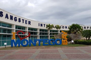 Private Round Trip Airport Transfer From Montego Bay Hotels