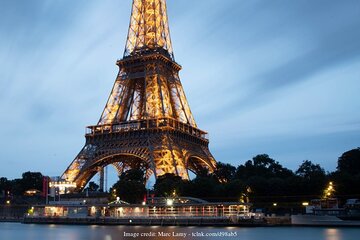 Paris by Night 2-hour Private Tour with Scenic Seine River Cruise