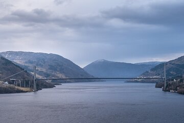 Private Guided Tour in Fjords & Waterfalls of Hardanger Norway