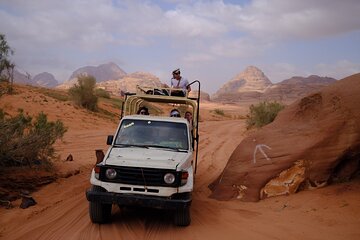 Full Day Jeep Tour and overnight stay (all meals included)