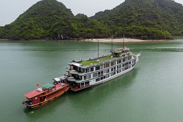 2 Days Cruise Tour in Halong Bay from Hanoi