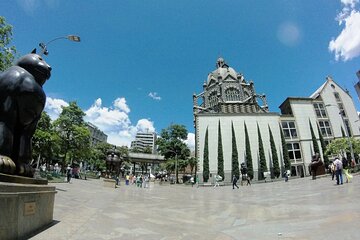 Fernando Botero Antioquia's Botero Museum and Plaza Private Tour