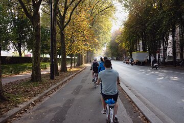 Secrets of Paris Bike Tour (English or Dutch)