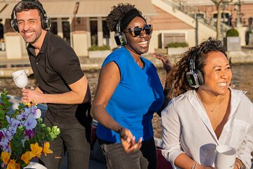 Private Luxury Cruise with Drinks & Silent Disco in Amsterdam