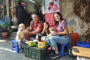 Private kid-friendly Hanoi food tour with a taste of great dishes